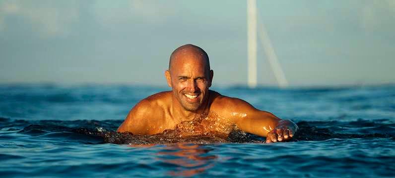 como-remar-como-kelly-slater
